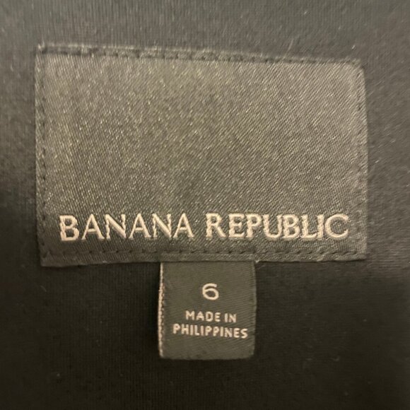 Banana Republic Women’s Peplum Collarless Zip Blazer - Black, Size 6 - Picture 7 of 8